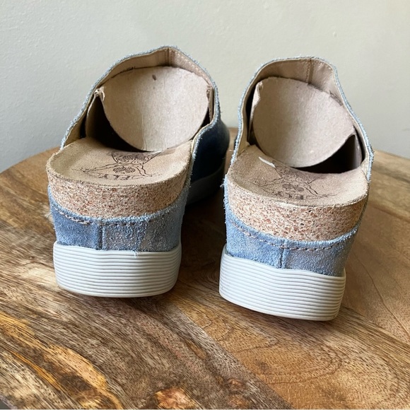 Fly London | Wigg Metallic Leather Slip On Mule Sandal - Picture 4 of 7